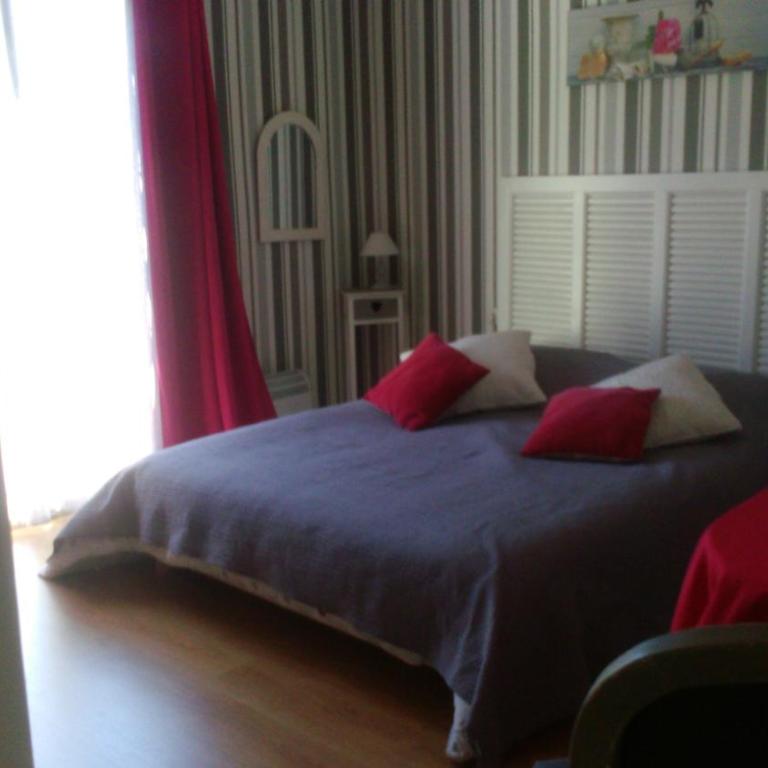 Chambres d'Hôtes de la Grone - Chambre Triple avec Balcon - 9