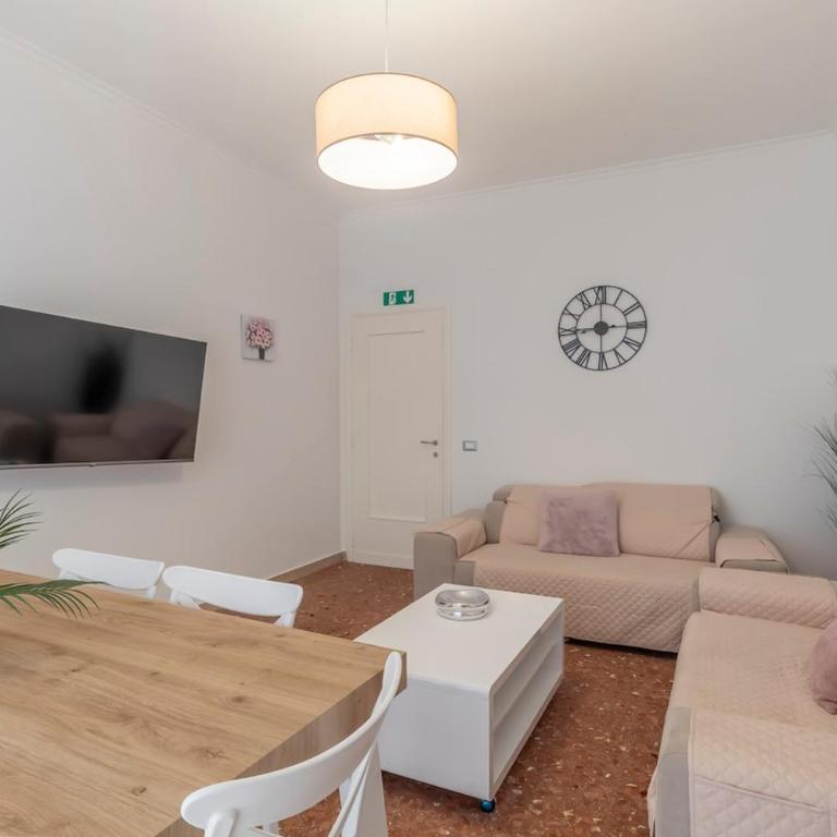 AureaLiving - Trastevere Station Three-Bedroom Apartment - Three-Bedroom Apartment - 23