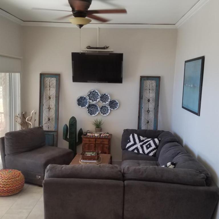 Costa Azul Oceanfront Condo wViews, Surf, Swimmable Beach - Apartamento - 23