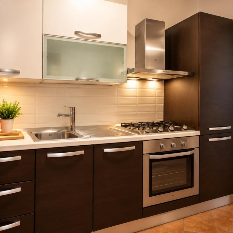 Flo's Chathedral Home - Appartamento - 9