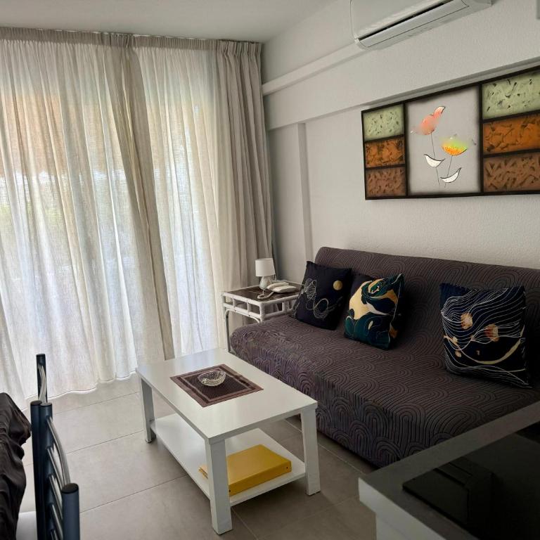 Apartment By The Beach Few Steps - Apartamento Superior de 1 dormitorio con balcón - 4