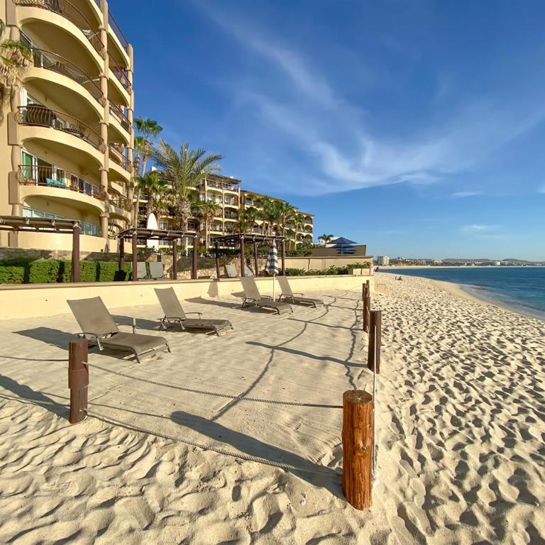 Costa Azul Oceanfront Condo wViews, Surf, Swimmable Beach - Apartamento - 45