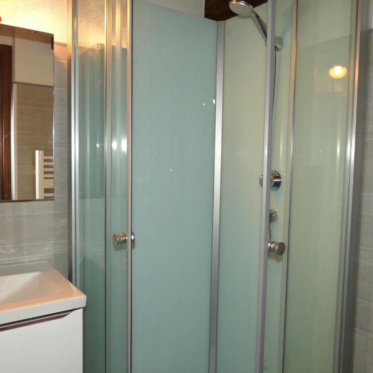 Studio mezzanine, animaux admis - 5 pers. Vue montagne - FR-1-906-28 - Estudio - 7