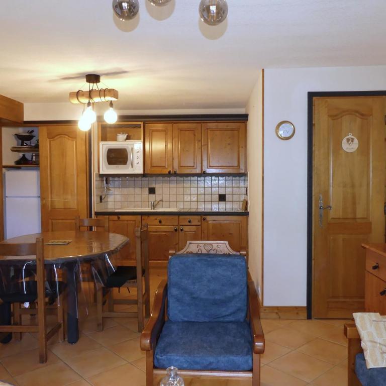 Appartement agréable avec belle vue - 5 pers. - FR-1-906-27 - Apartment - 4