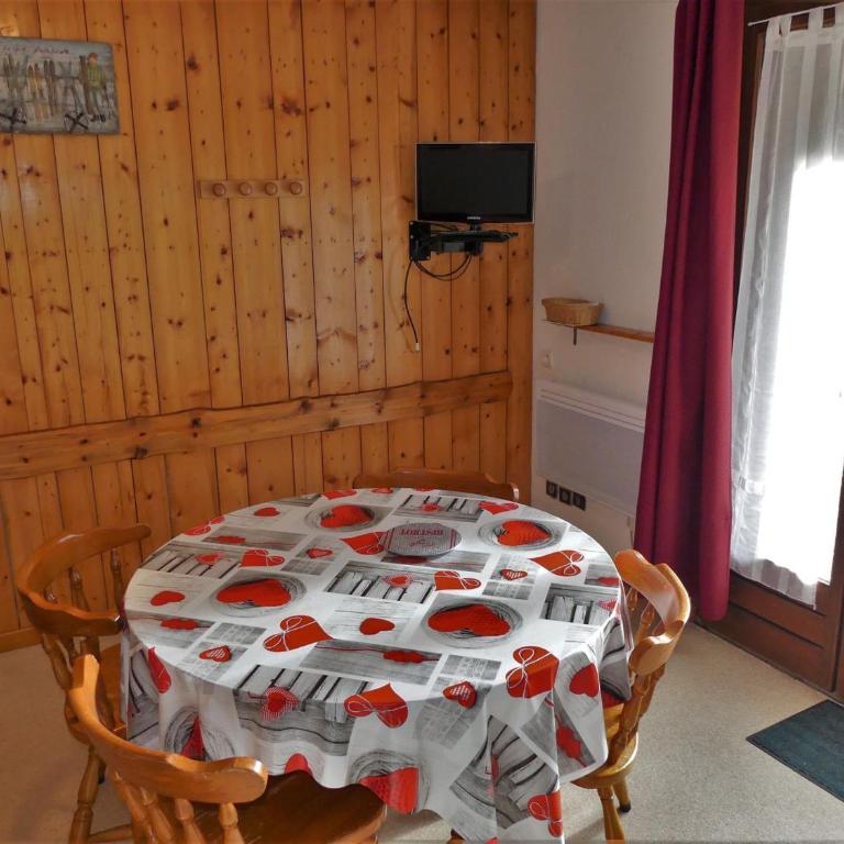 Studio-cabine bien situé, chats OK - 4 pers. - FR-1-906-75 - Estudio - 3