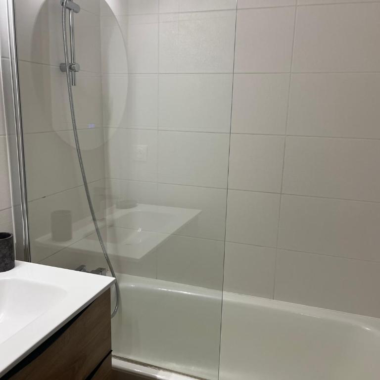 Appartement dans quartier privilégié - 4 pers. - FR-1-906-53 - Apartment - 10