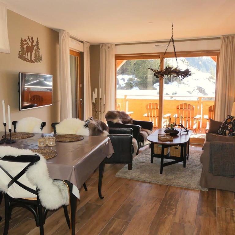 Appartement chaleureux, balcon - 4 pers. - FR-1-906-87 - Appartement - 2
