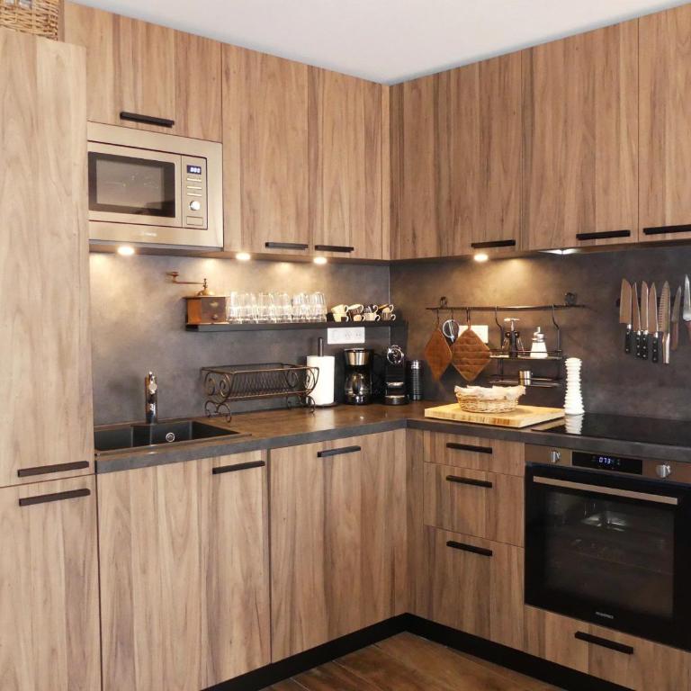 Appartement chaleureux, balcon - 4 pers. - FR-1-906-87 - Appartement - 4