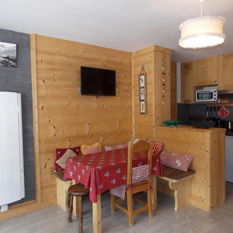 Studio avec vue montagne, balcon - 4 pers. - FR-1-906-89 - Estudio - 4