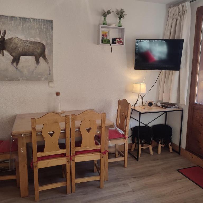 Studio-cabine proche des pistes - 4 pers. - FR-1-906-98 - Studio - 2