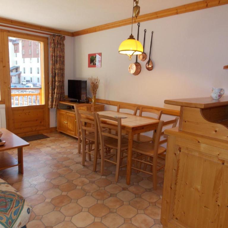 Appartement idéal avec balcon - 4 pers. - FR-1-906-90 - Apartamento - 4