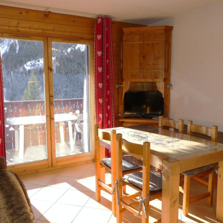 Appartement lumineux, parking - 4 pers. - FR-1-906-85 - Apartamento - 3