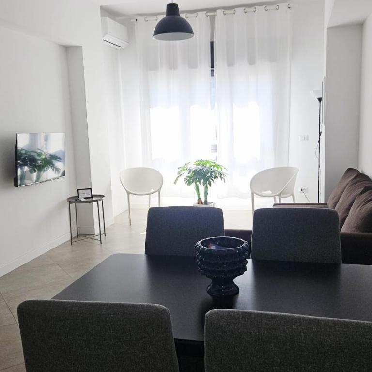Messina Centro Affitti - One-Bedroom Apartment - 1
