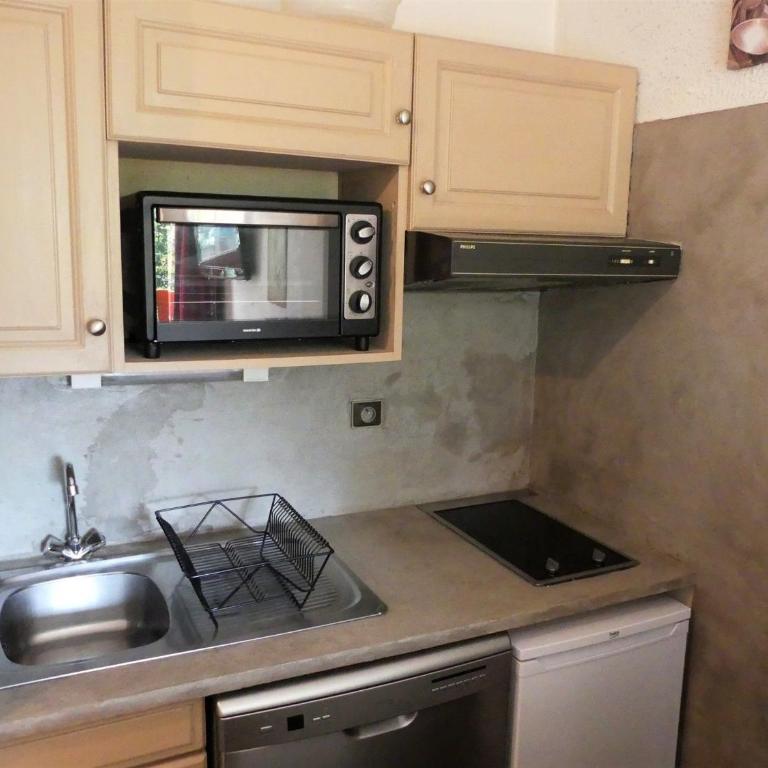Appartement ensoleillé - 4 pers. - FR-1-906-33 - Apartment - 5