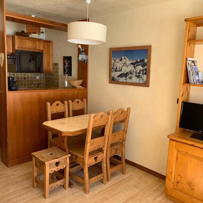 Charmant appartement sans équipement - 4 pers. - FR-1-906-56 - Apartamento - 1