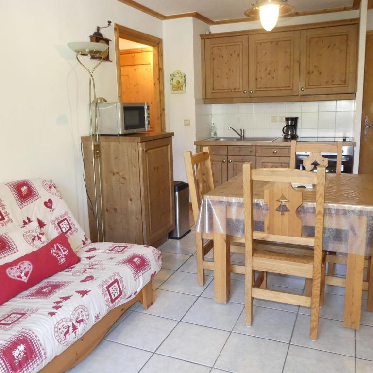 Appartement confortable proche du centre - 4 pers. - FR-1-906-41 - Apartment - 5