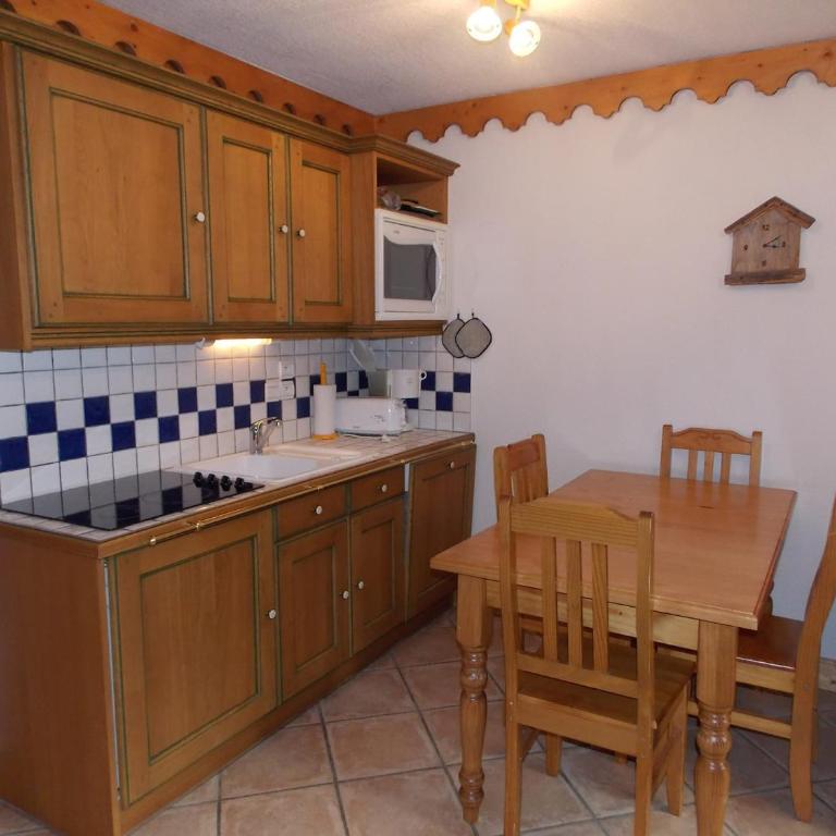 Appartement charmant proche centre - 4 pers. - FR-1-906-103 - Apartment - 6