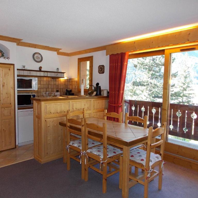 Appartement spacieux plein sud - 6 pers. - FR-1-906-82 - Appartement - 3