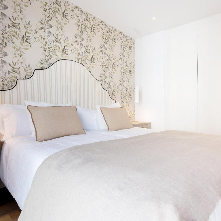 Genteel Home Zabaleta - Two-Bedroom Apartment with Terrace - 13