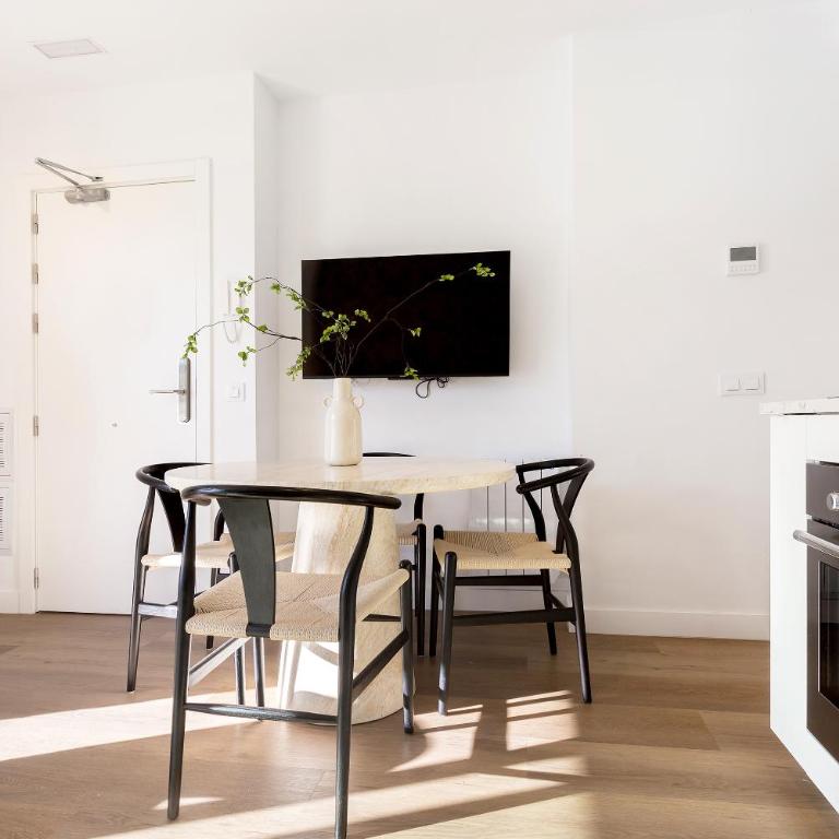 Genteel Home Zabaleta - Two-Bedroom Apartment with Terrace - 7