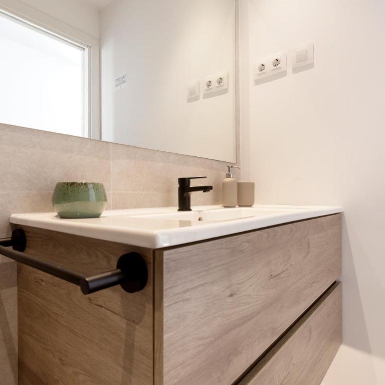 Genteel Home Zabaleta - One-Bedroom Apartment with Terrace - 13