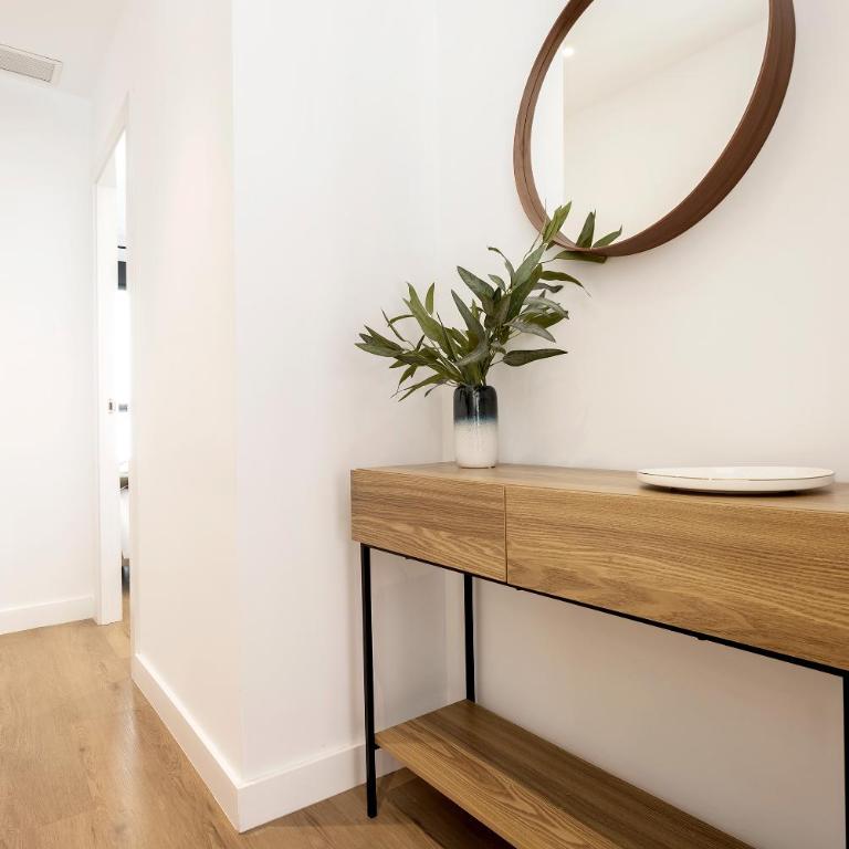 Genteel Home Zabaleta - Two-Bedroom Apartment - 1