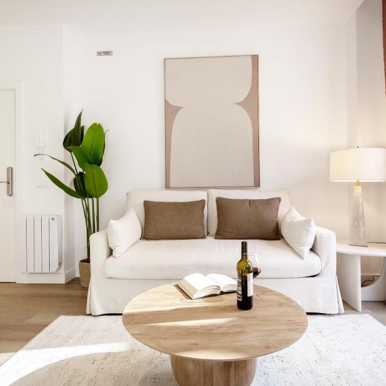 Genteel Home Zabaleta - Two-Bedroom Apartment - 7