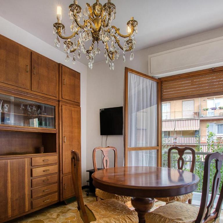 1 Bedroom Nice Apartment In Rapallo - Appartamento con 1 Camera da Letto e Balcone - 1