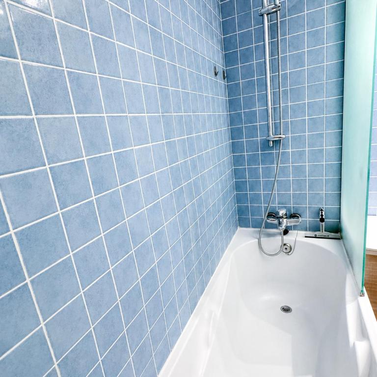 Take It EaSea - Three-Bedroom Apartment - 92