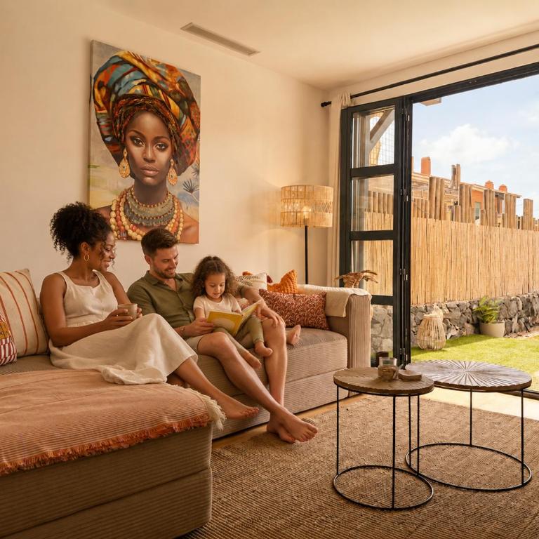 Take It EaSea - Three-Bedroom Apartment - 100