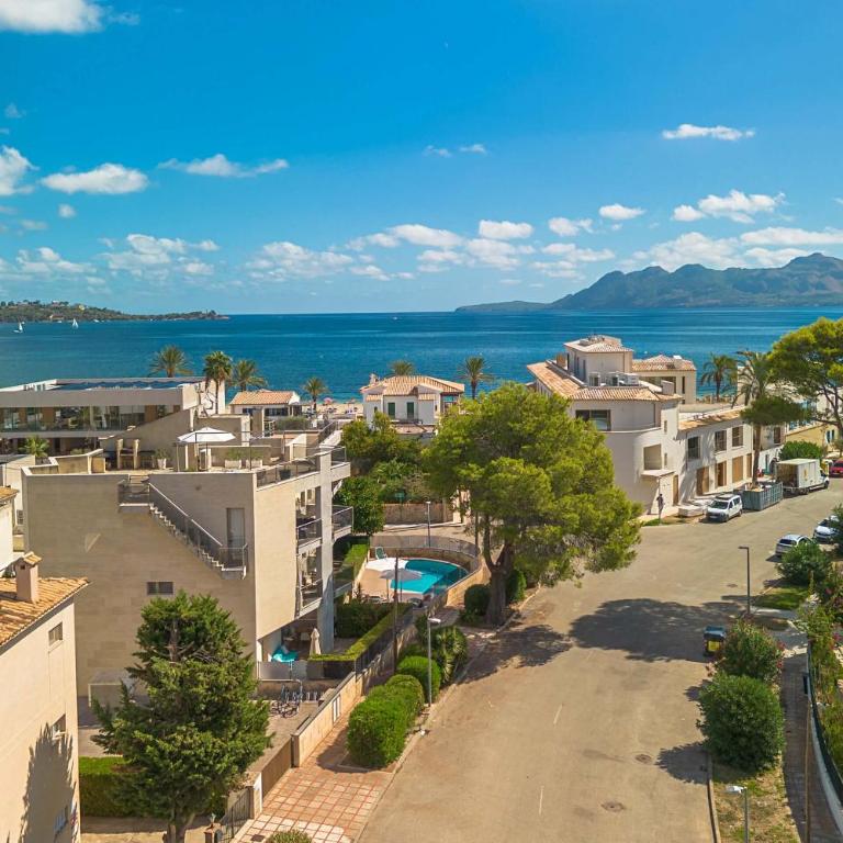Can Marti Cirerer by Sealand Villas - Apartment with Pool View - 4