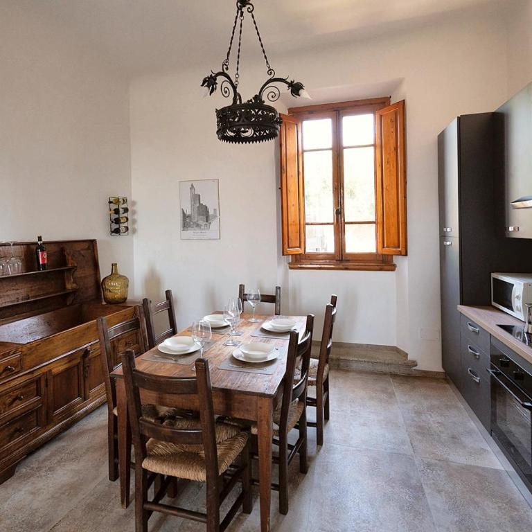Un passo dalle torri - Appartamento con 2 Camere da Letto - 24