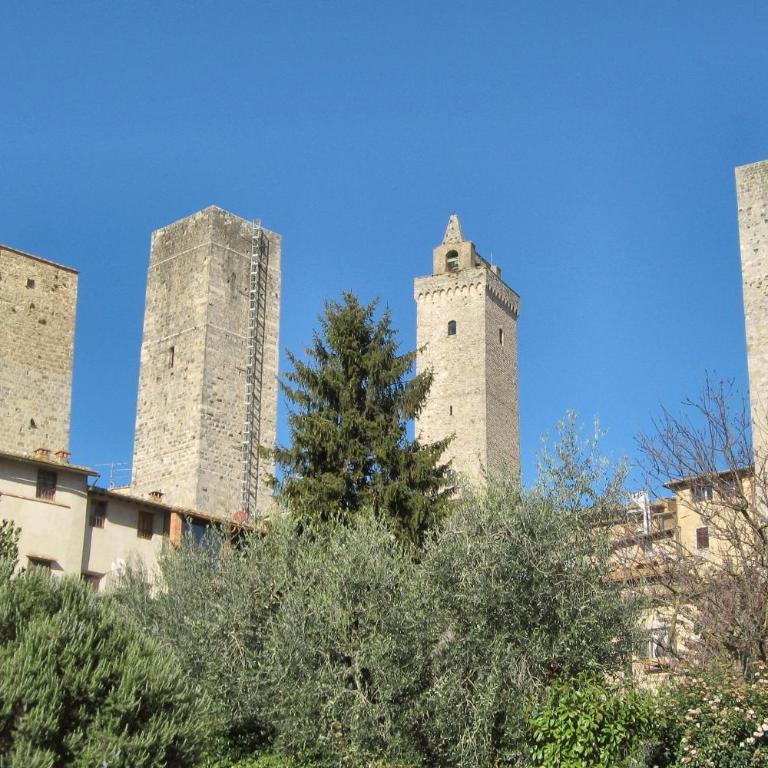 Un passo dalle torri - Appartamento con 2 Camere da Letto - 1