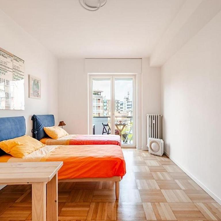Spacious Apartment - M4 to Duomo - Free Garage - Appartamento con 3 Camere da Letto - Piano Alto - 18
