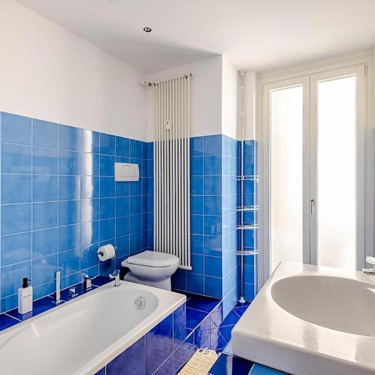 Spacious Apartment - M4 to Duomo - Free Garage - Appartamento con 3 Camere da Letto - Piano Alto - 32