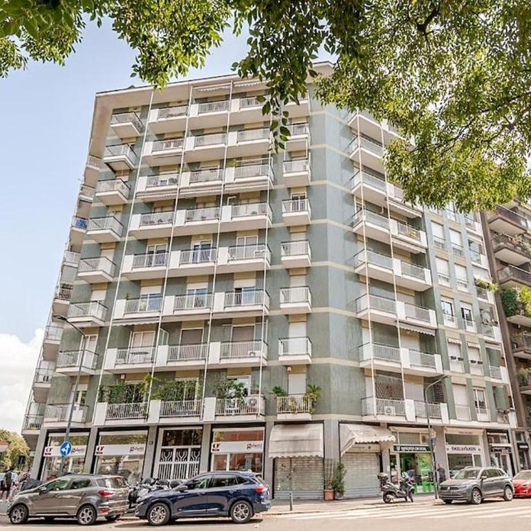 Spacious Apartment - M4 to Duomo - Free Garage - Appartamento con 3 Camere da Letto - Piano Alto - 43