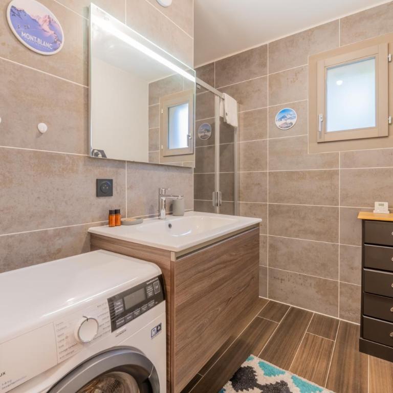 White Pearl B12 Cosy Chamonix Base for 2 - Happy Rentals - Apartment with Balcony - 13