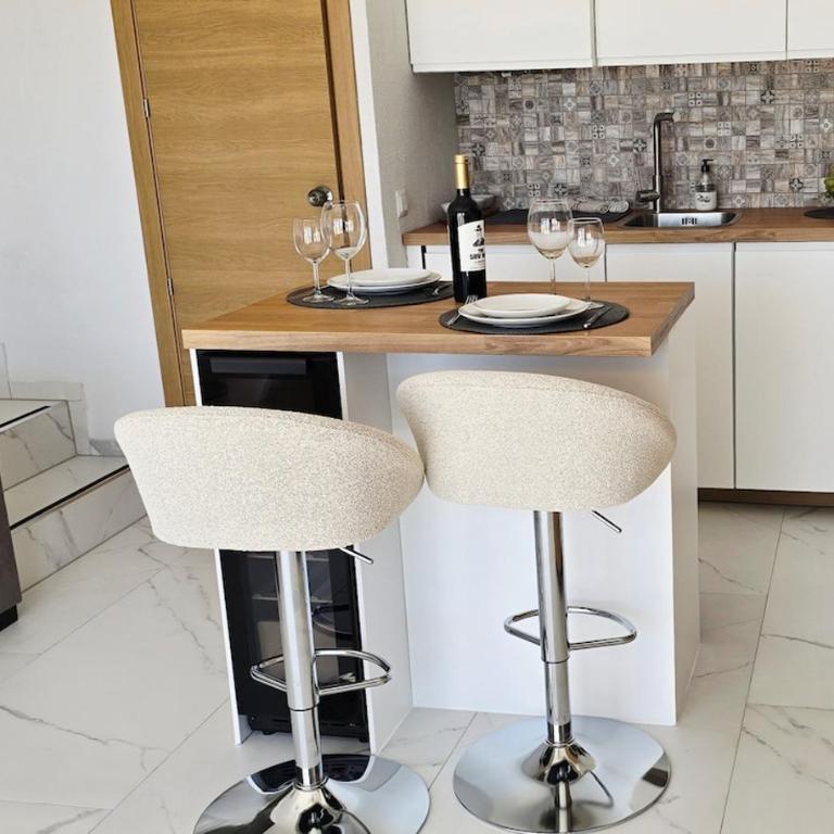 Stylish Bungalow with Huge Pool and Terrace - Appartement 2 Chambres - 2