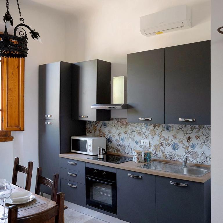 Un passo dalle torri - Appartamento con 2 Camere da Letto - 17