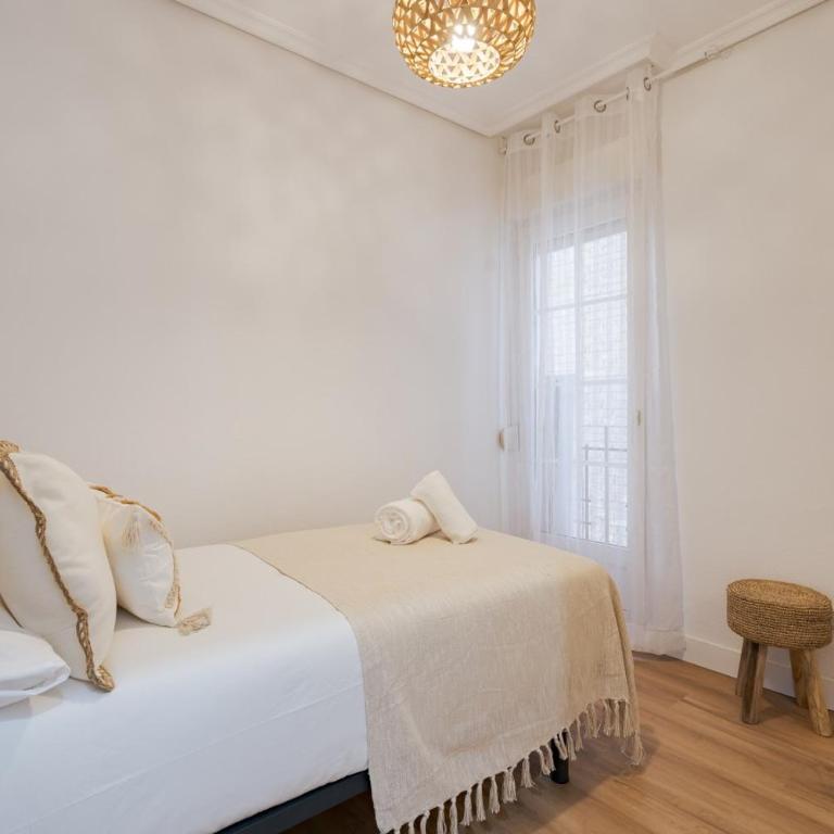Amplio piso Moncloa - Apartment - 2