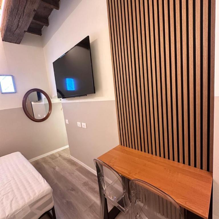 The Stylish Flat - Modena Adriano - Room #1735031702 - 6