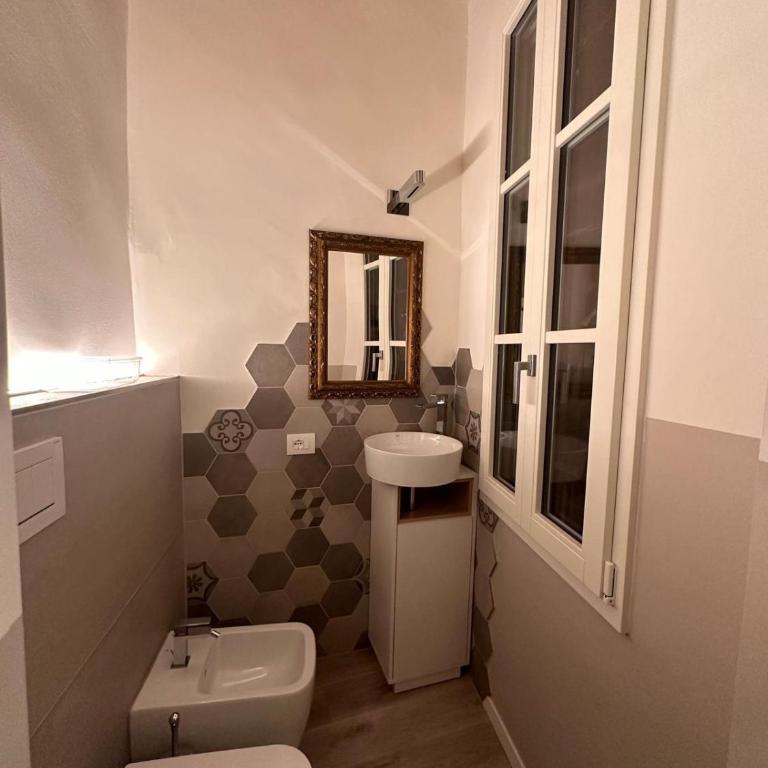 The Stylish Flat - Modena Adriano - Room #1735031702 - 21