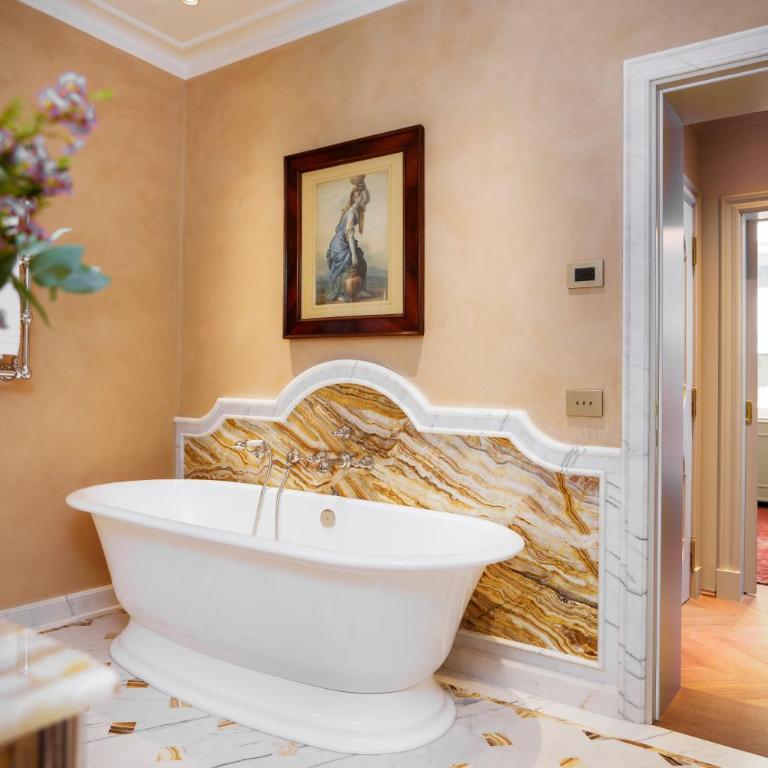 Dimora dell Arcangelo Piano Nobile - Appartamento con 4 Camere da Letto e Balcone - 8