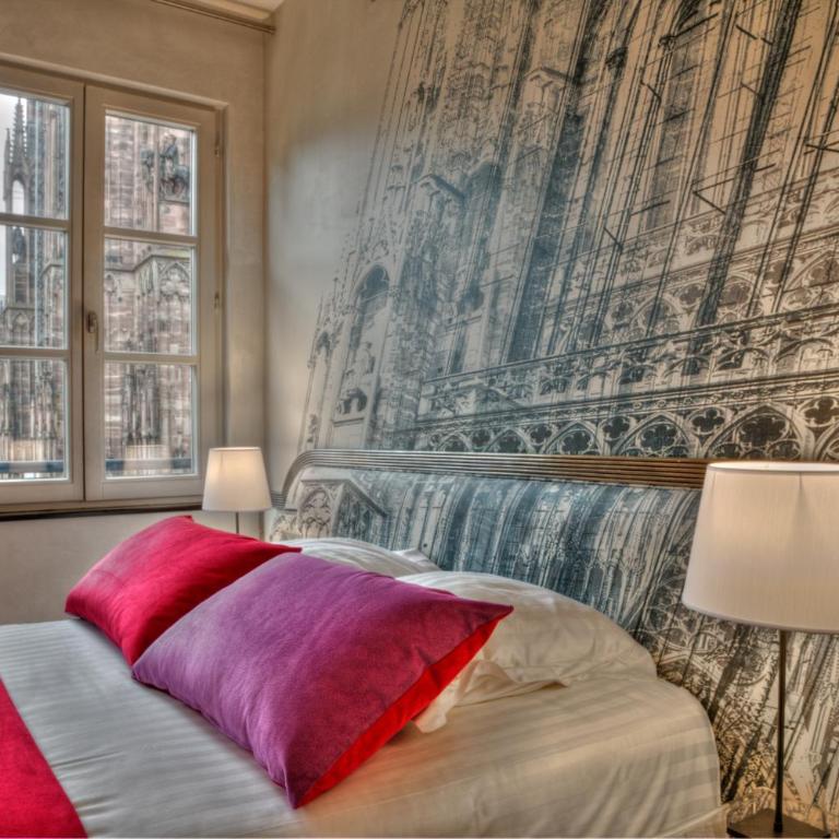 Hotel Cathédrale - Chambre Double avec Vue sur la Cathédrale - 8