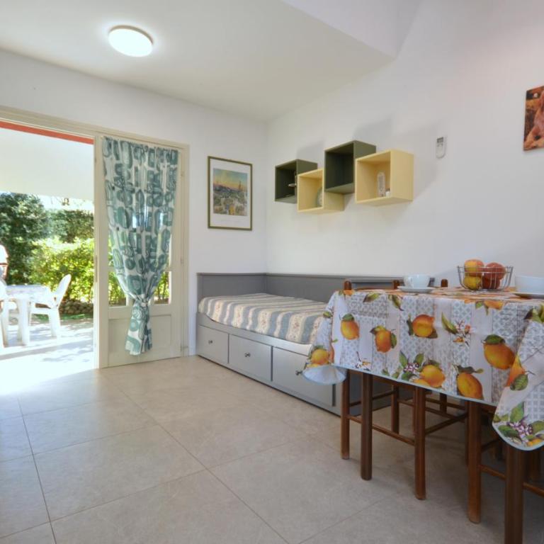 Villaggio Euro Residence Club - One-Bedroom Apartment - 9