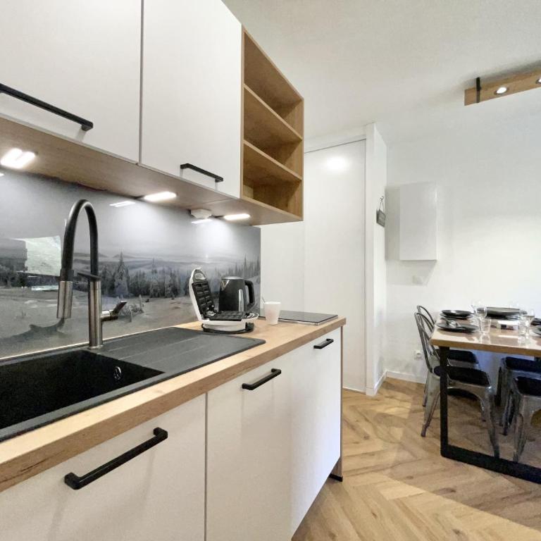 OP11 Appartement 2 pieces vue panoramique - Appartamento con 1 Camera da Letto, Balcone e Vista Montagna - 19
