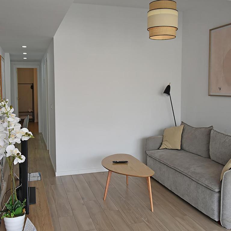 Apartamentos Zaragoza Gran Vía 3000 - Two-Bedroom Apartment - 4