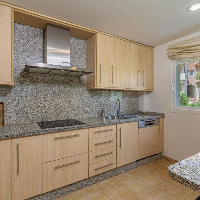Golf Valley Apartment with Glazed Terrace - Apartamento de 2 dormitorios - 37