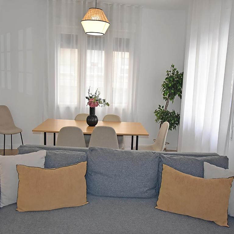 Apartamentos Zaragoza Gran Vía 3000 - Two-Bedroom Apartment - 25