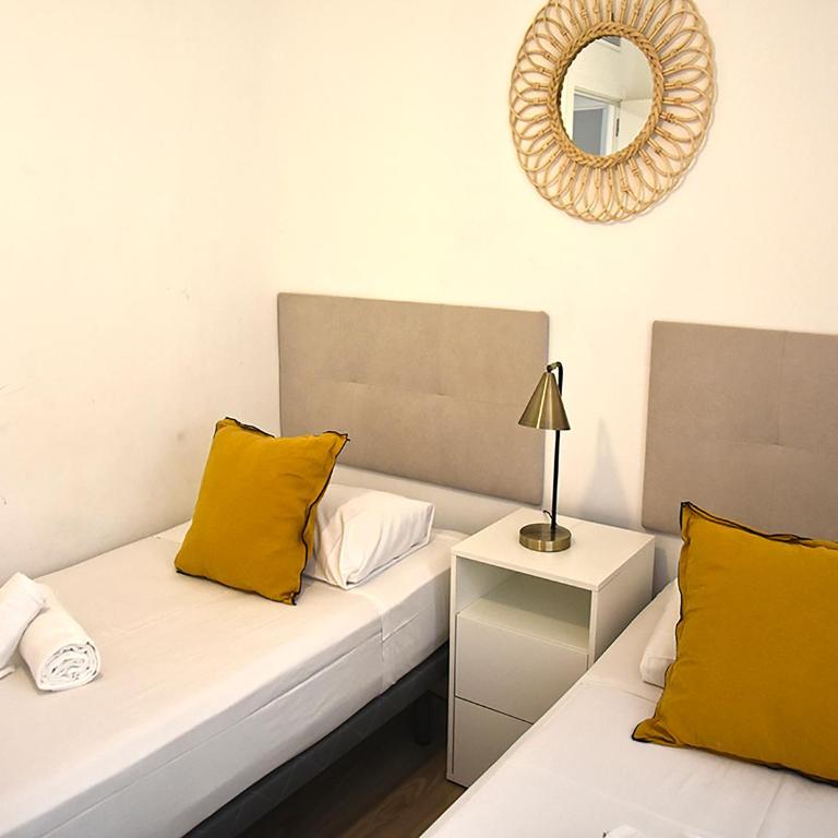 Apartamentos Zaragoza Gran Vía 3000 - Two-Bedroom Apartment - 44